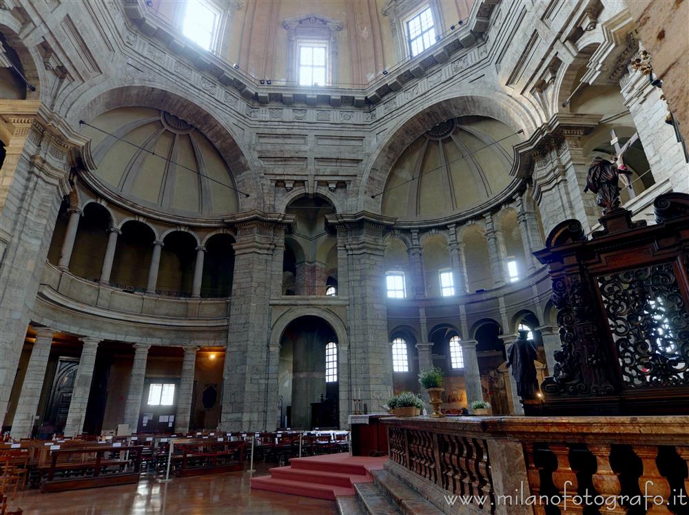 Milan (Italy) - View of the interior of the Basilica of San Lorenzo Maggiore